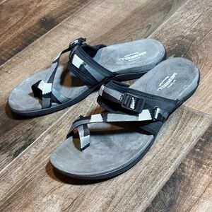 Merrell Women's District 3 Geo Print Memory Foam Toe Loop Sandal, Black, 10